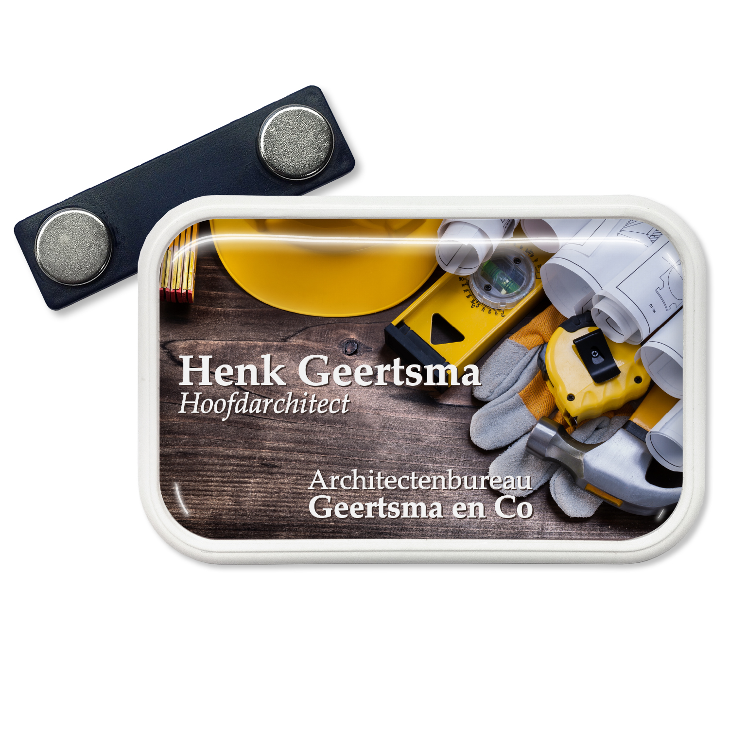 Naambadge met kunststof rand en dominglabel